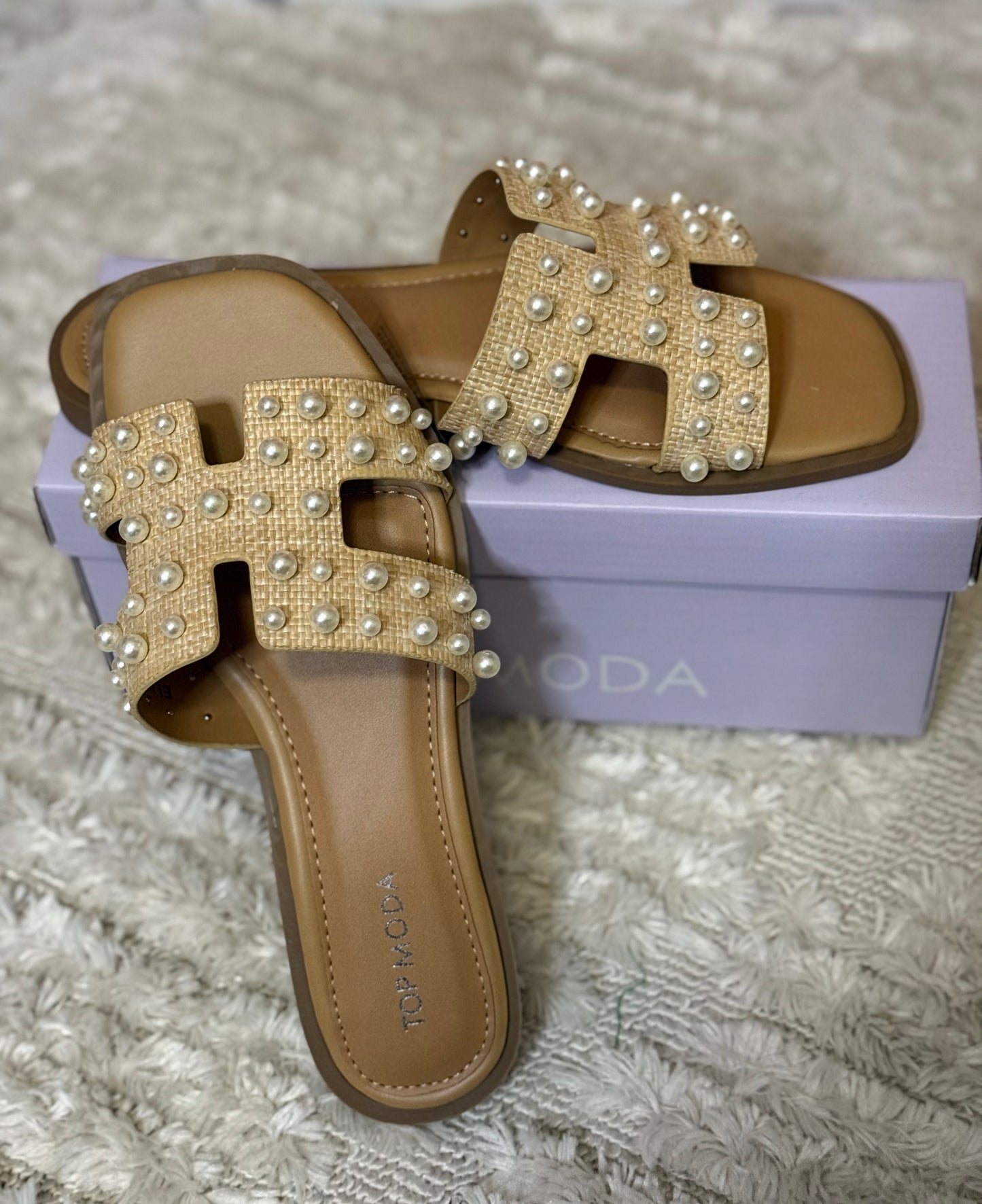 H-Cut Pearl Luxe Sandals