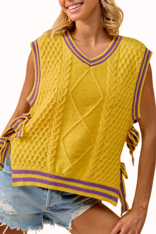 Gameday Textured Knit Sweater Top